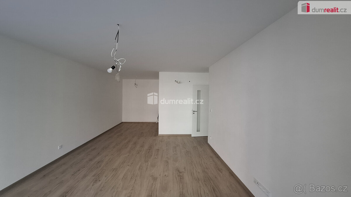 Pronájem exkluzivního bytu 2kk, 61m2 a lodžie 4,7m2 Plzeň-Pl - 5