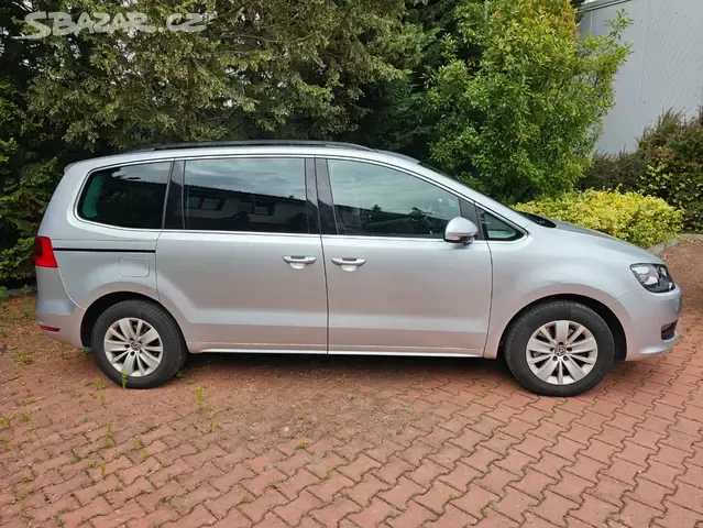VW Sharan 2.0 TDI 103kW,4x4,Xenon,Navi,Serviska. - 5