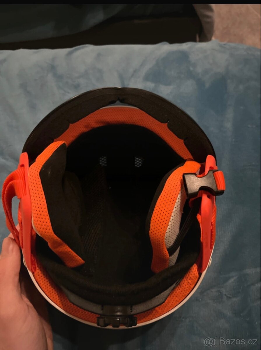 Helma na lyžování - 5