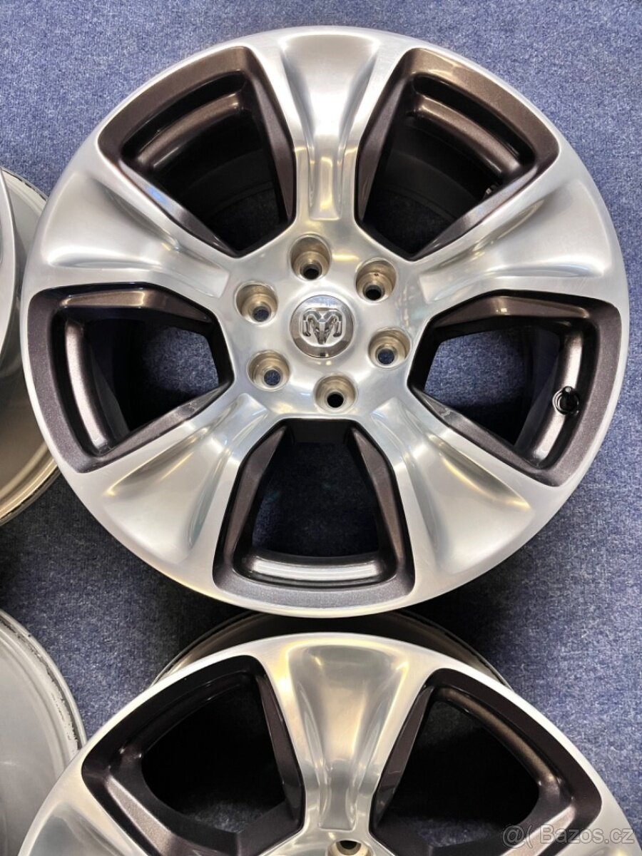 6x139.7 R20 Orig. Dodge RAM 1500 REBEL - TOP STAV -