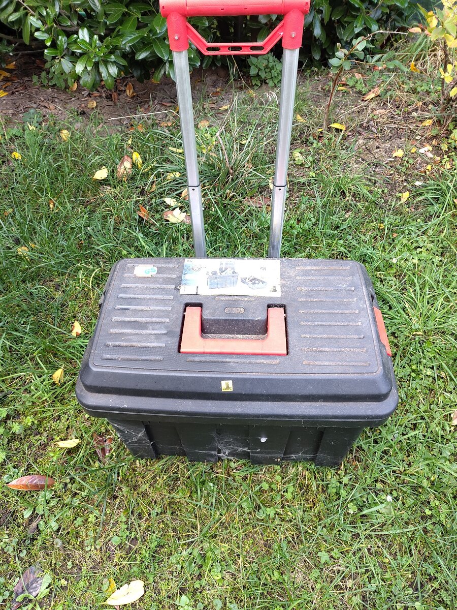 Kypřič a kultivátor Mantis - 5