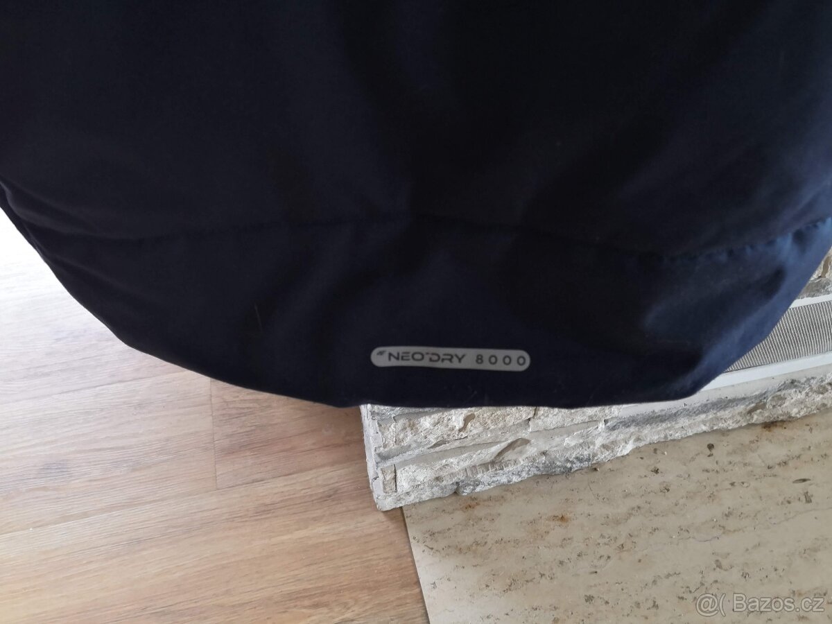 Zimní značková lyžařská bunda zn. 4F - vel. 152 - téměř nová - 5