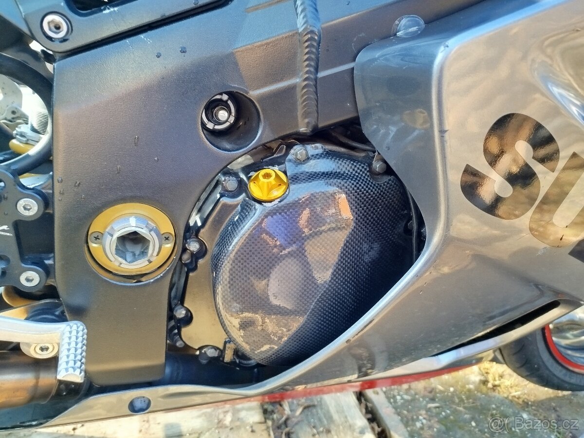 Suzuki GSX-R 1000 K 4 - 5