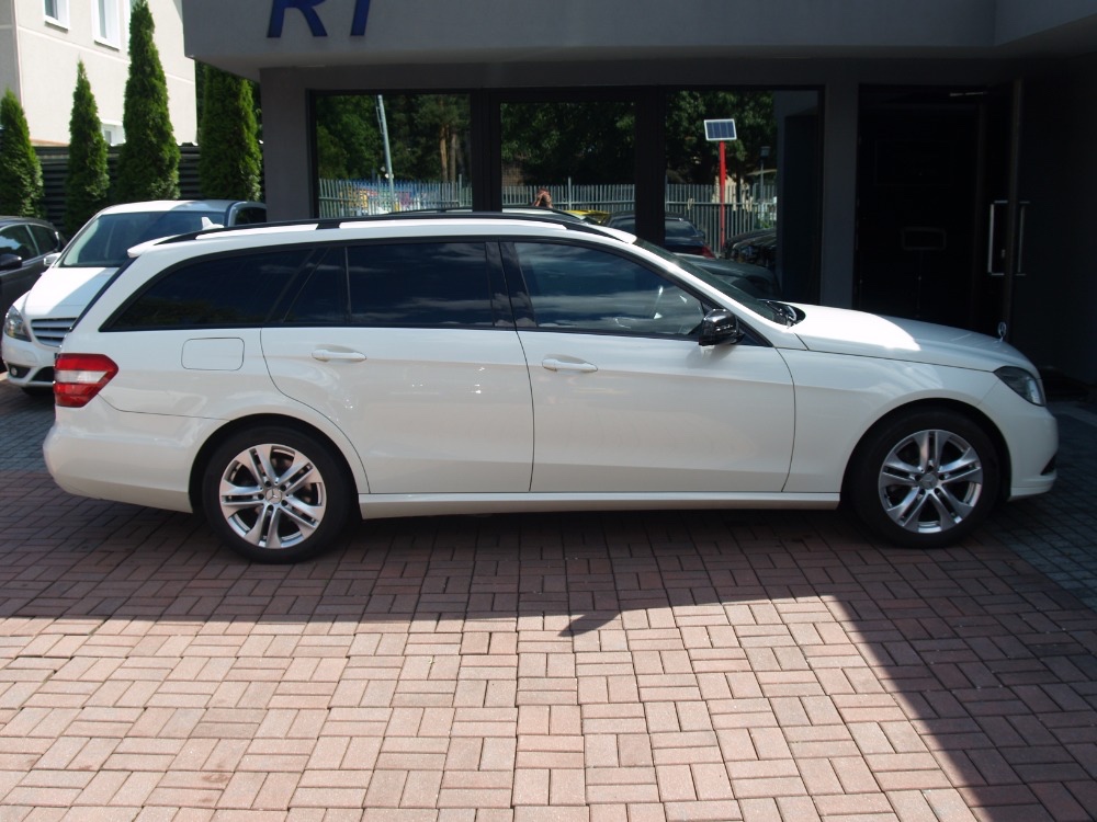 Mercedes E 200CDI, manuál - 5