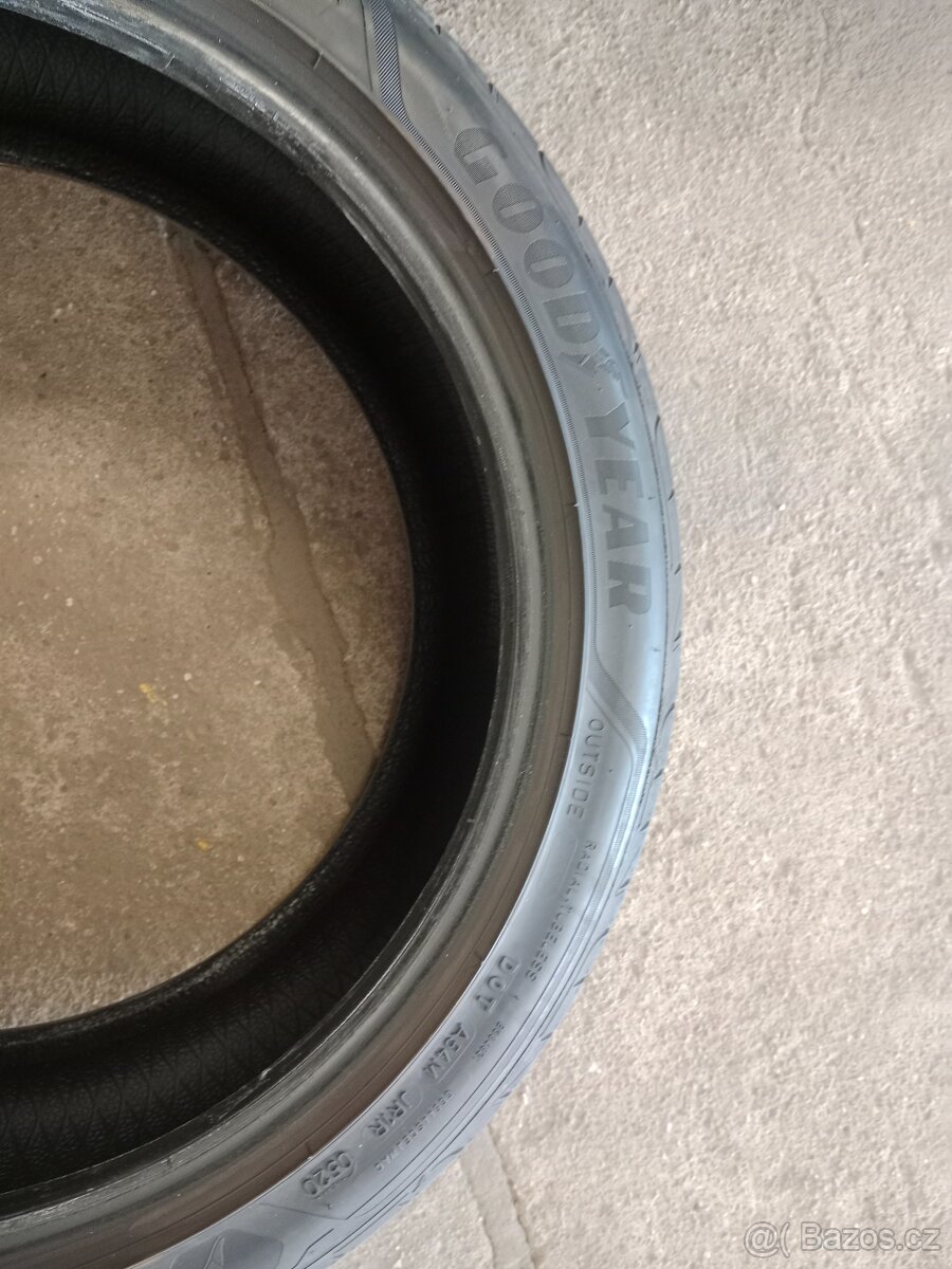 Letní pneumatiky 215/45/18 - 5