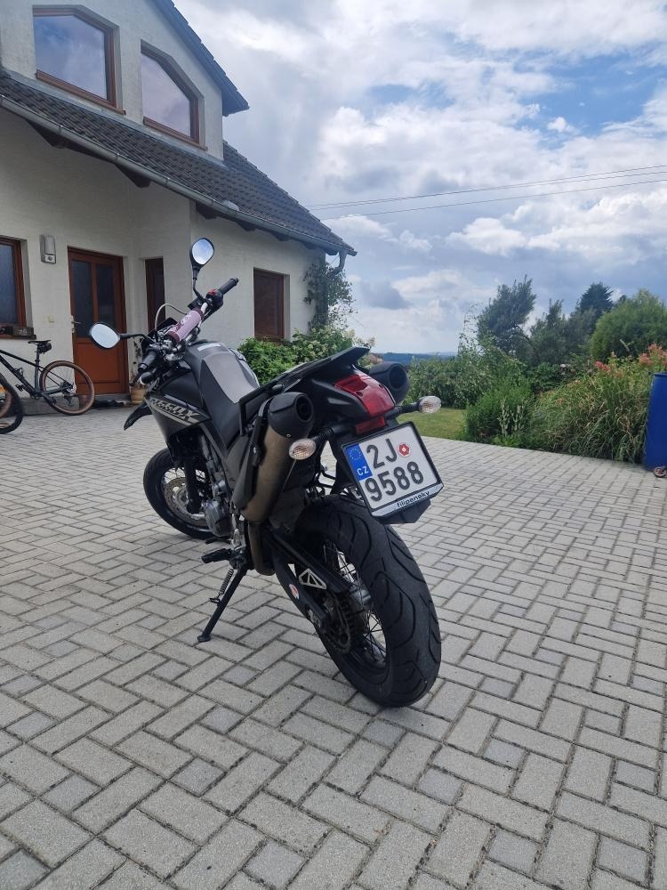 Yamaha XT660X