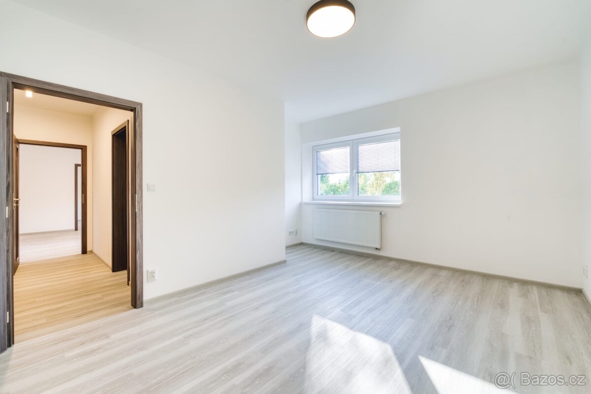 Pronájem bytu 3+kk - 5
