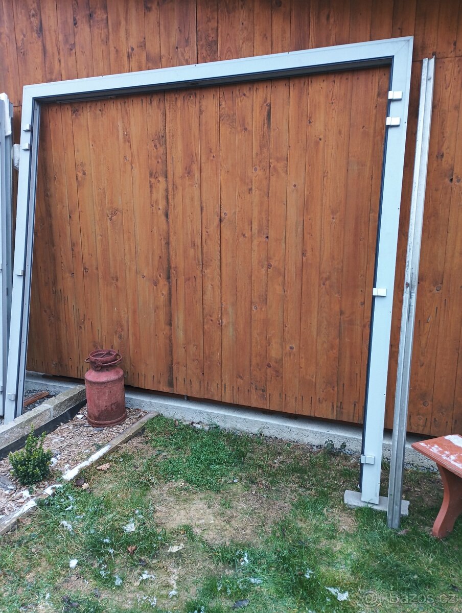 Garážové dveře, vchodové dveře - 5