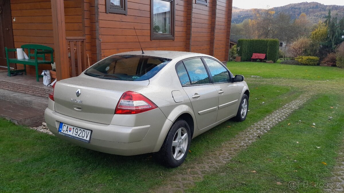 RENAULT MEGANE - 5