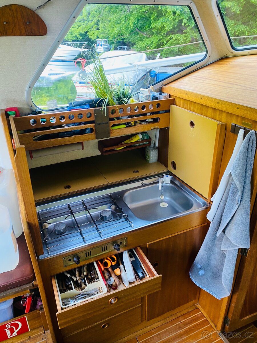 Motorsailer LM 27 Plachetnice, loď - 5