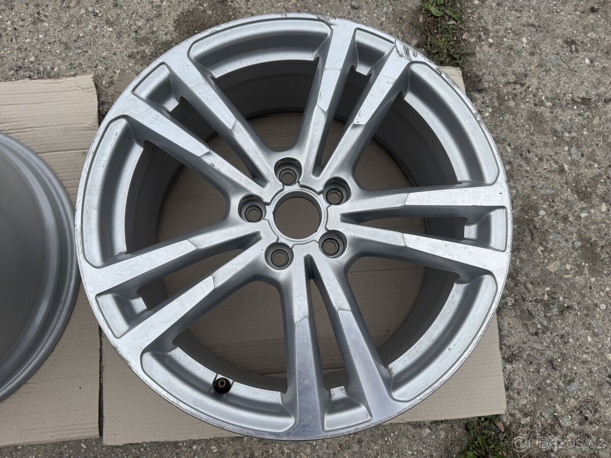 2ks alu disků audi r18 - 5