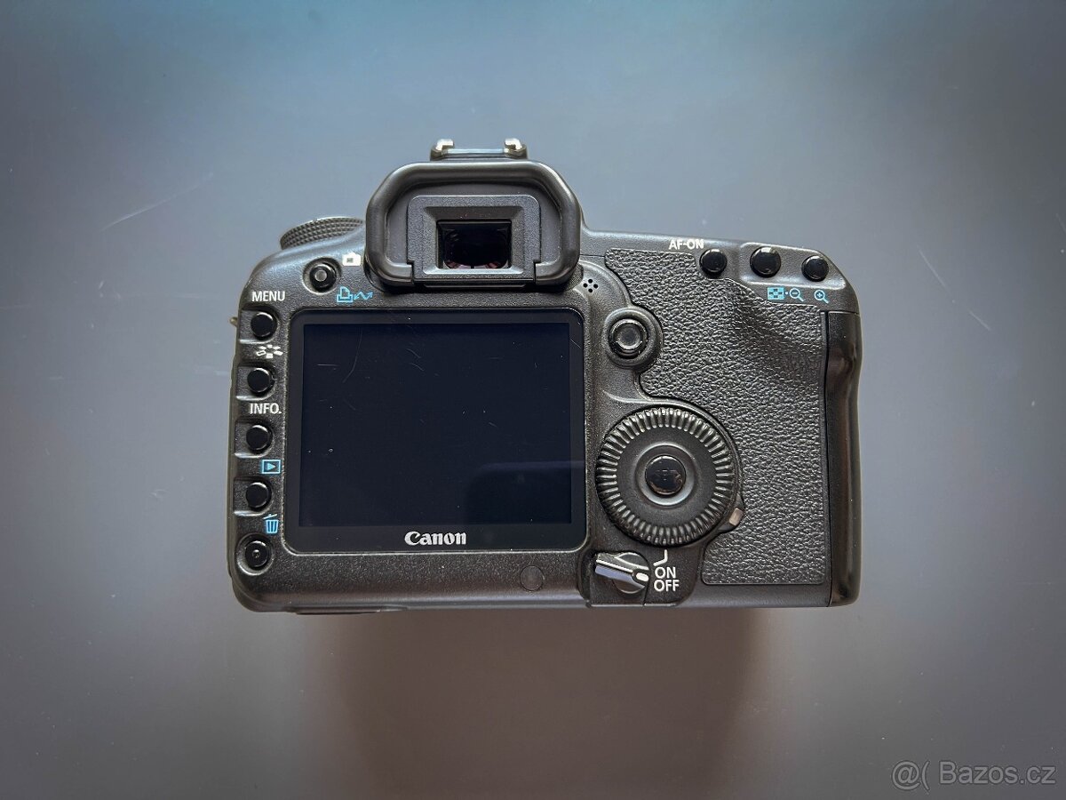 Canon EOS 5D Mark II + Příslušenství - 5