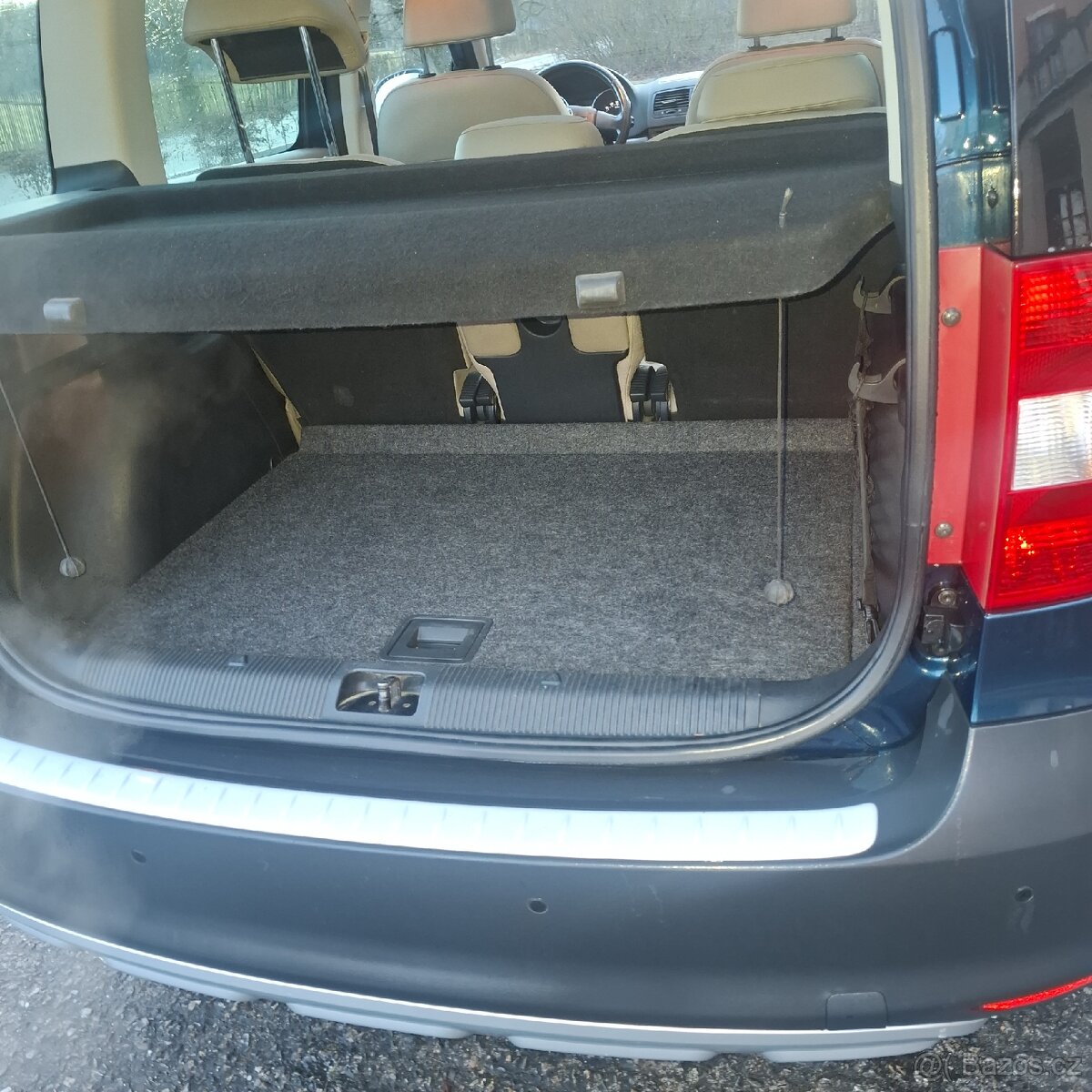 Škoda yeti 1,2tsi max výbava dsg automat top stav - 5