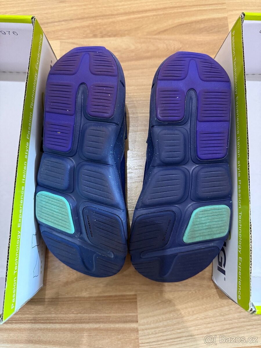 Decathlon Playful Easy tenisky 34 - 5