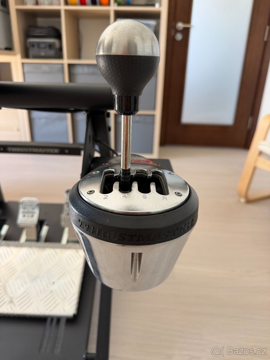 Thurstmaster racing wheel simulátor - 5