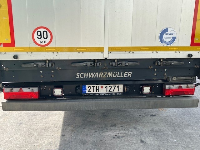 Prodám Schwarzmüller, Lowdeck, r.v. 2022. - 5