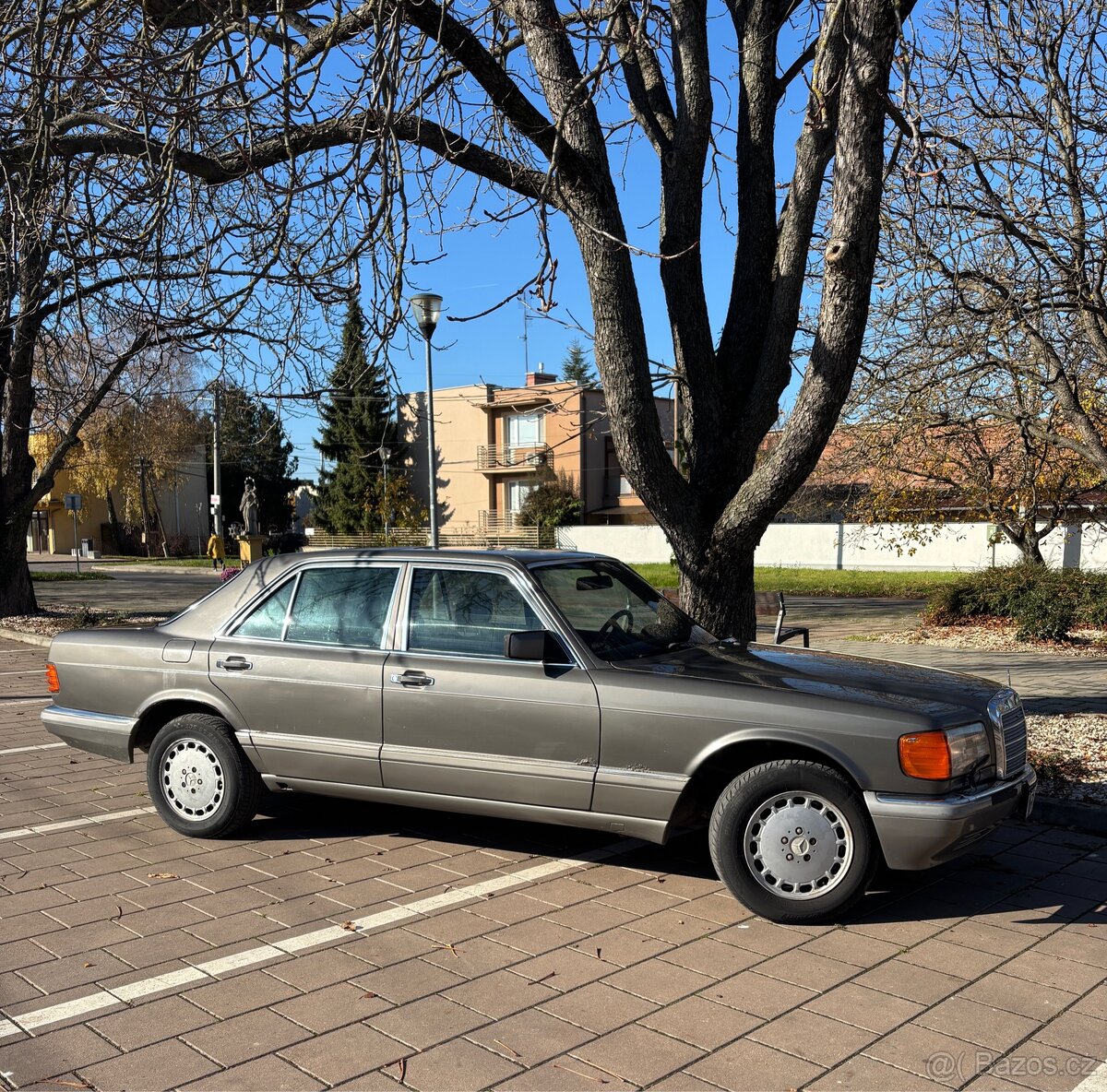 Mercedes-Benz W126 S 300SE - MANUÁL - 5