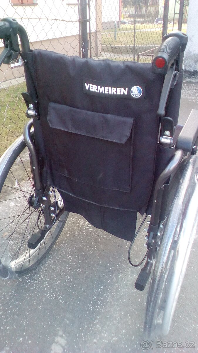 INVALIDNÍ VOZÍK-46CM-ODLEHČEN-BRZDY PRO DOPROVOD - 5