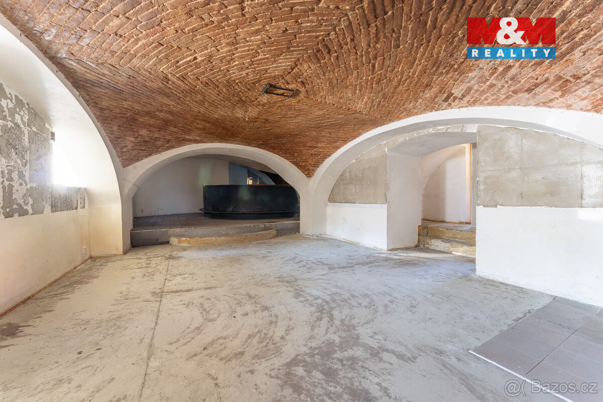 Prodej nájemního domu v Liběchově, ul. nám. V. Levého - 5