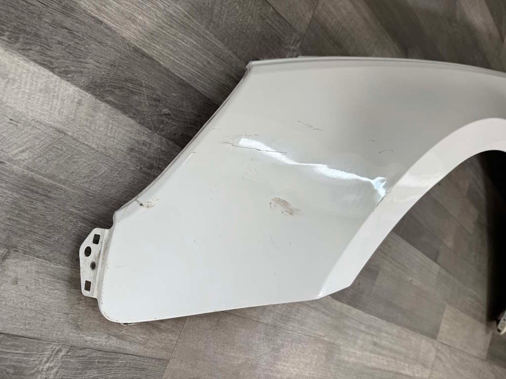 AUDI A4 B9 FACELIFT - 8W - 2020-2024 - blatník LP - 5