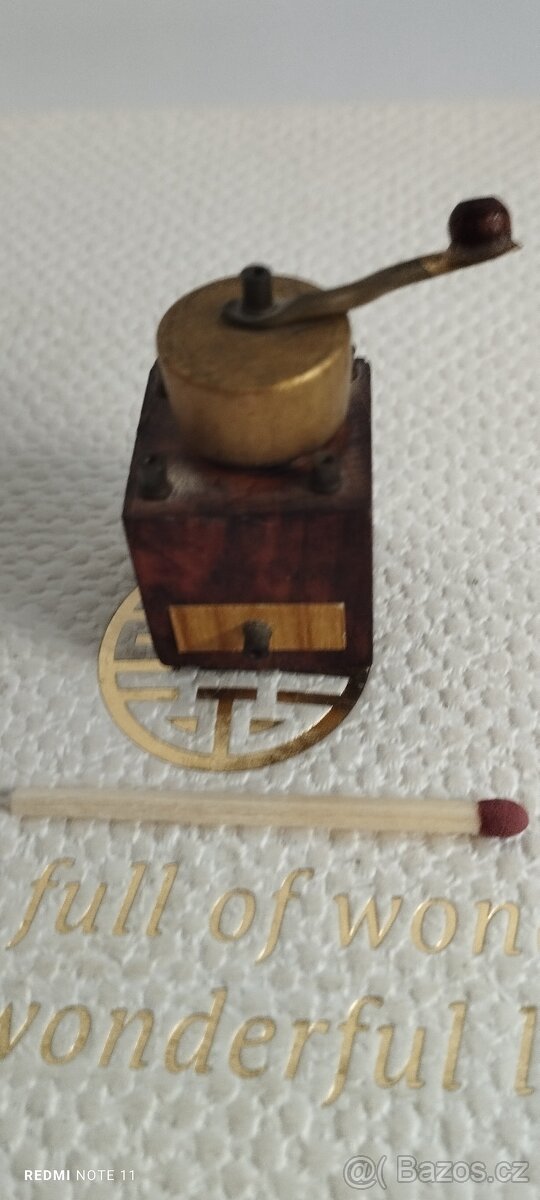 Mosazné miniaturky cca 11ks - 5