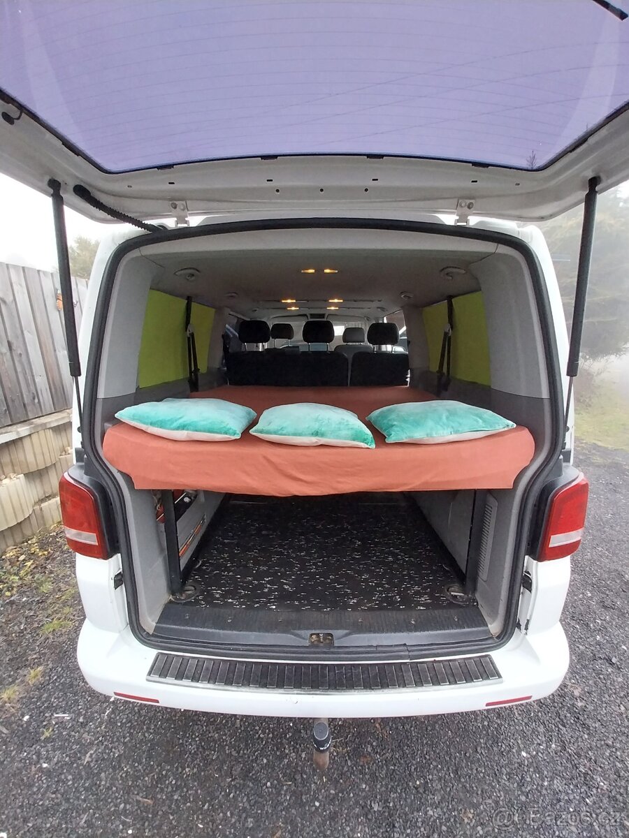 Volkswagen Caravelle Long 2.0 TDI (2011) - 5