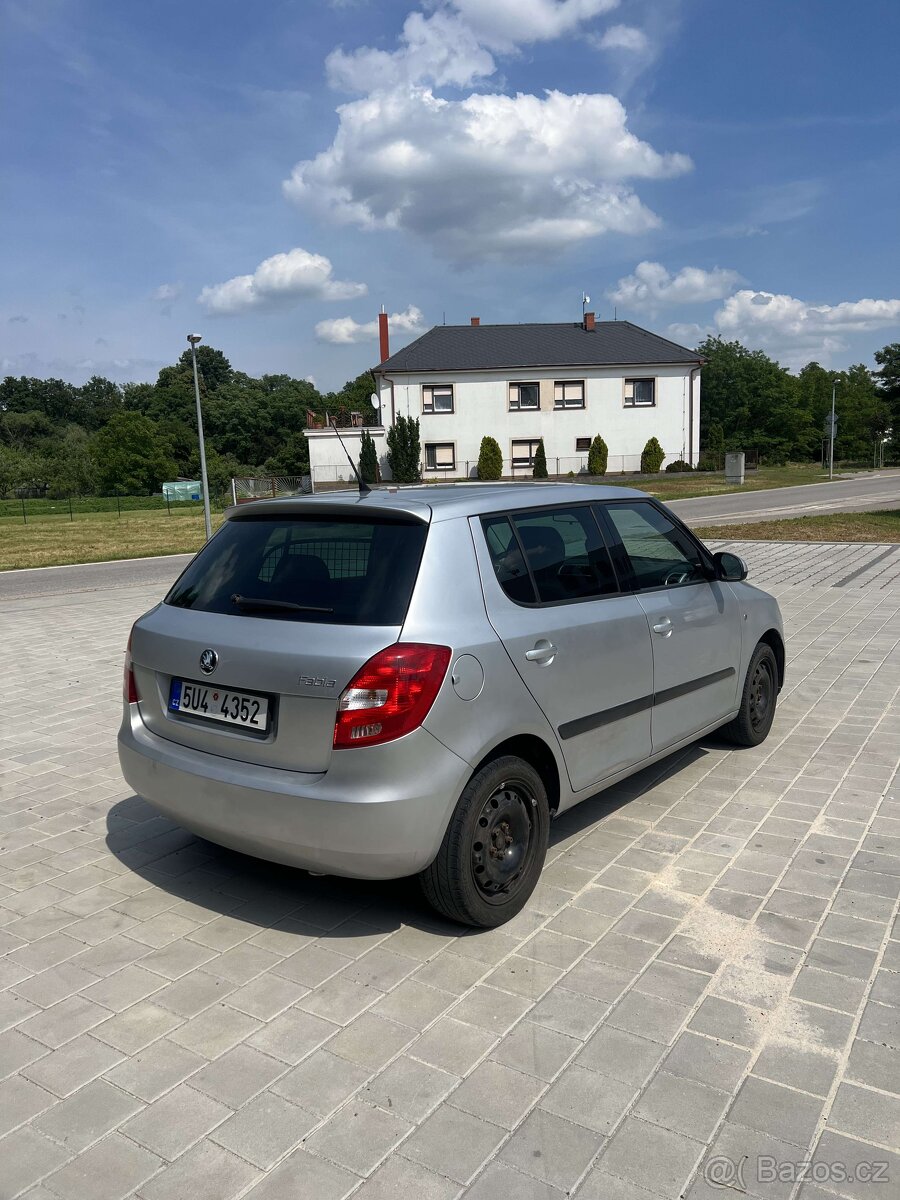 Škoda Fabia II - 5