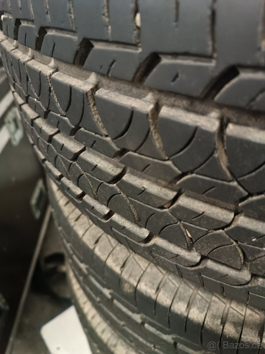 Mercedes-Benz Sprinter 225/70R15C - 5