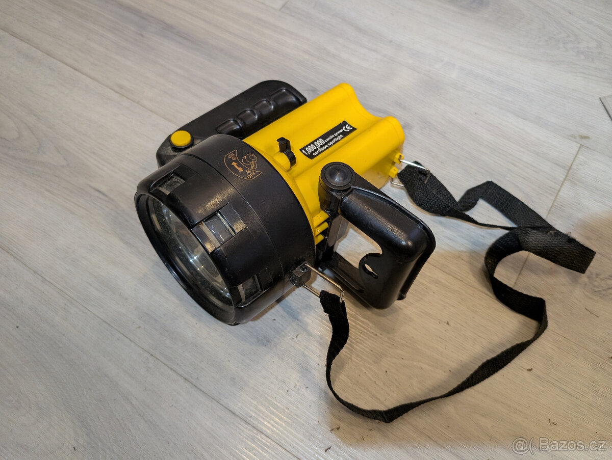 Svítilna ruční s adaptérem - 5