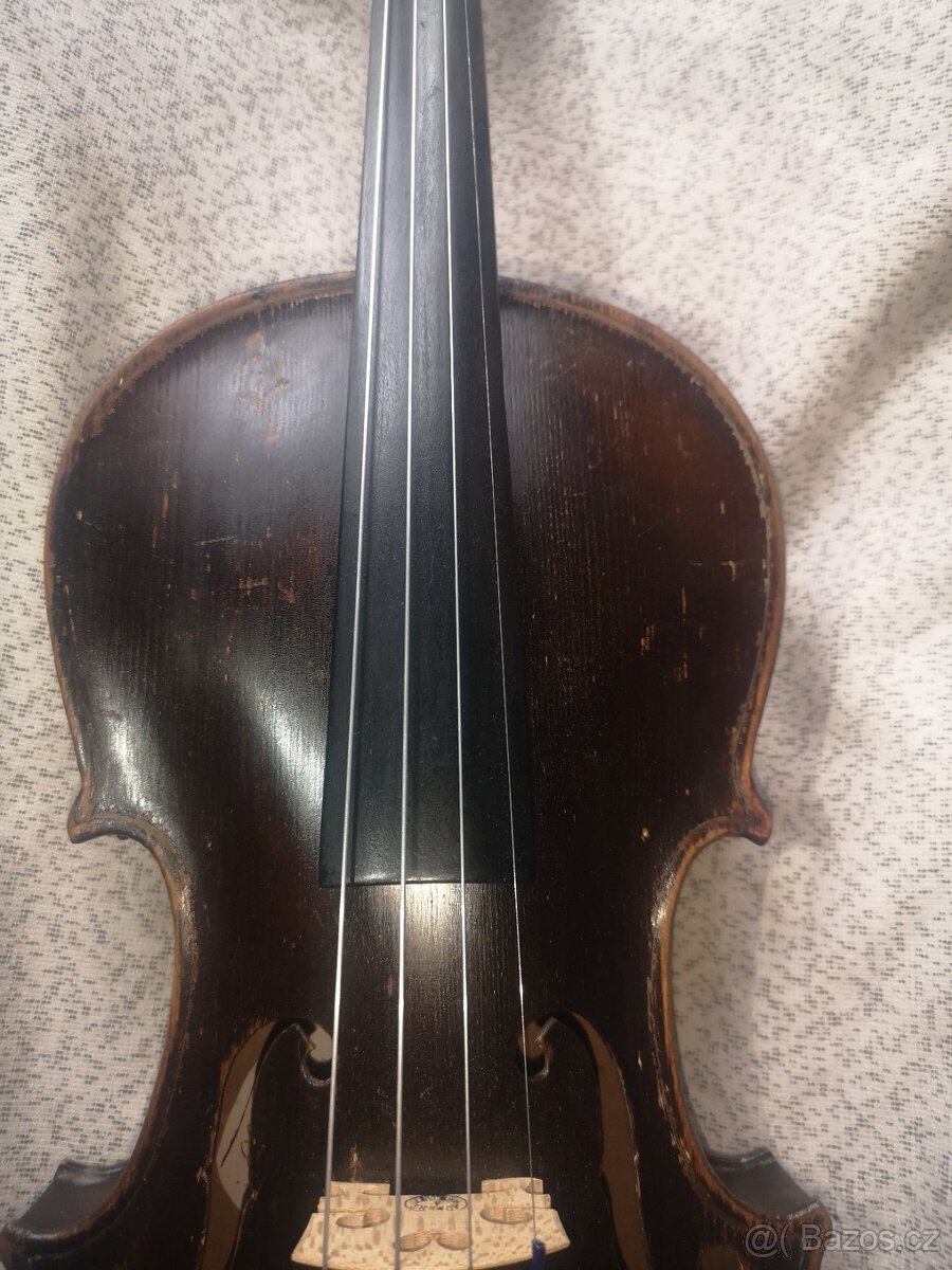 nabízím stoleté černé housle po renovaci - ČTĚTE - 5