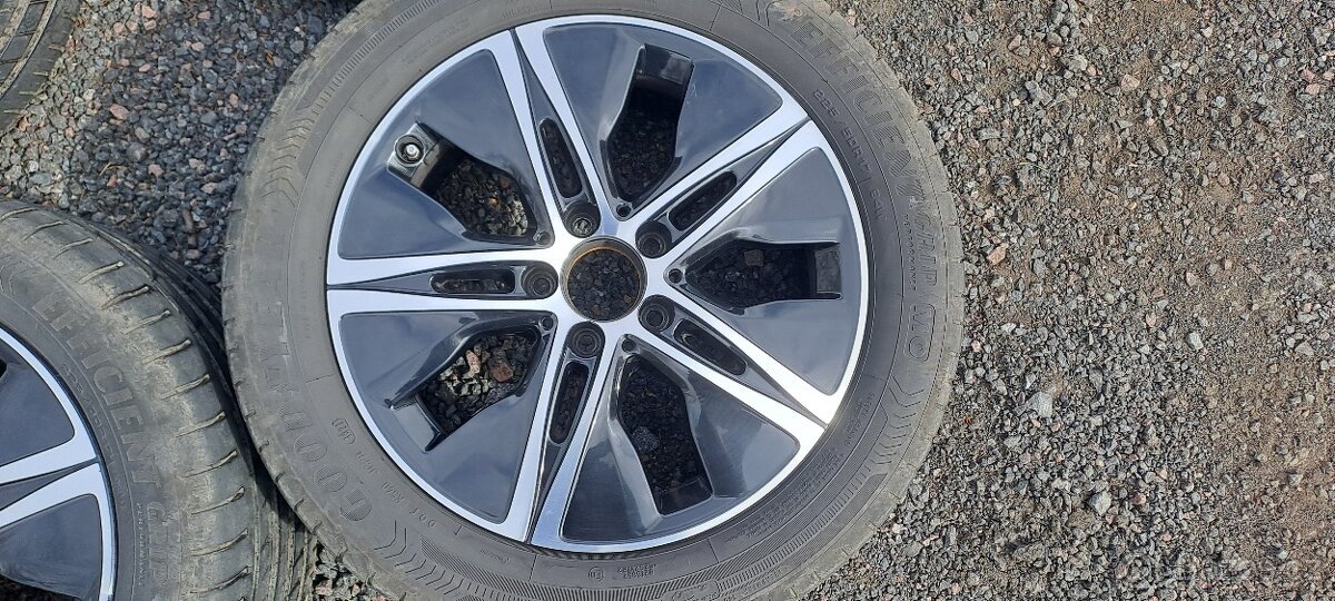 ALU KOLA Z MERCEDES BENZ C AVANTGARDE - 5