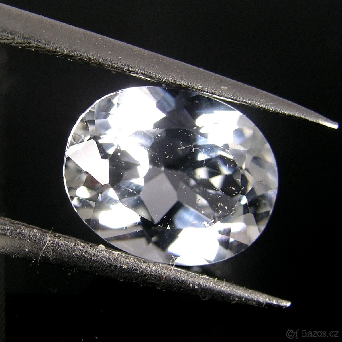Topaz-ovál, modif. bril. - 3,36 ct. - 5