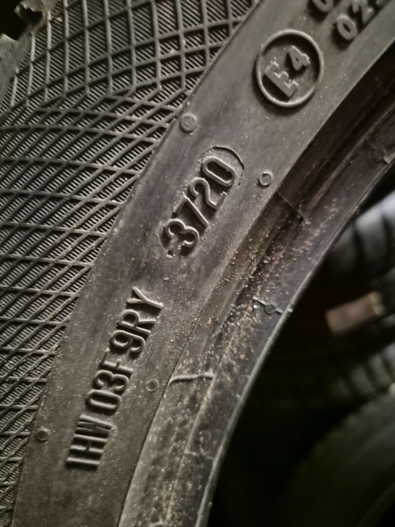 zimní pneu Continental 215/55/18 - 5