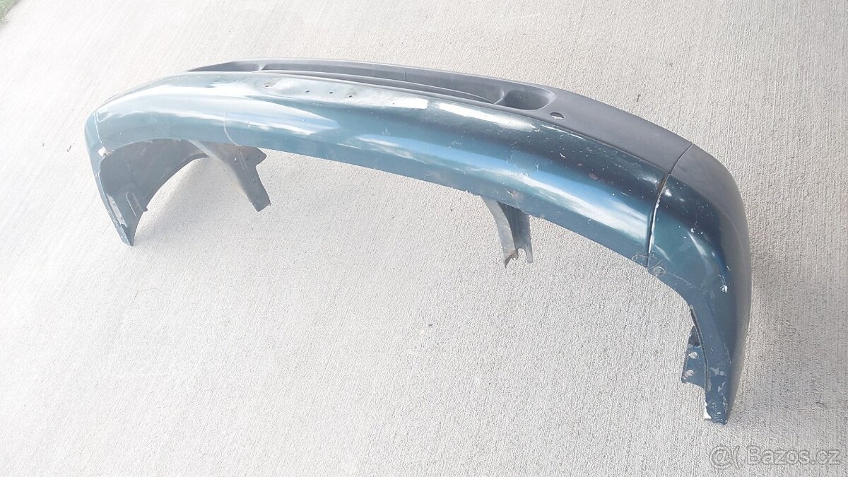 Mazda B2500 – Nárazník přední - 5