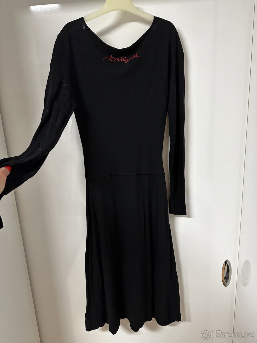 Desigual pružné šaty, vel S - 5