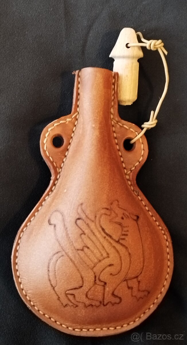 Kožené čutory a další doplňky - 5