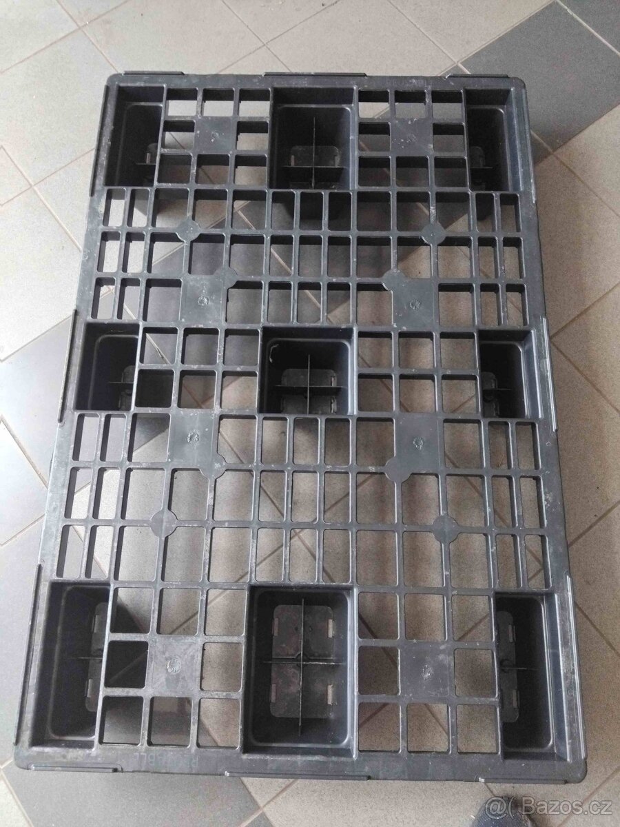 Použité plastové palety - 5