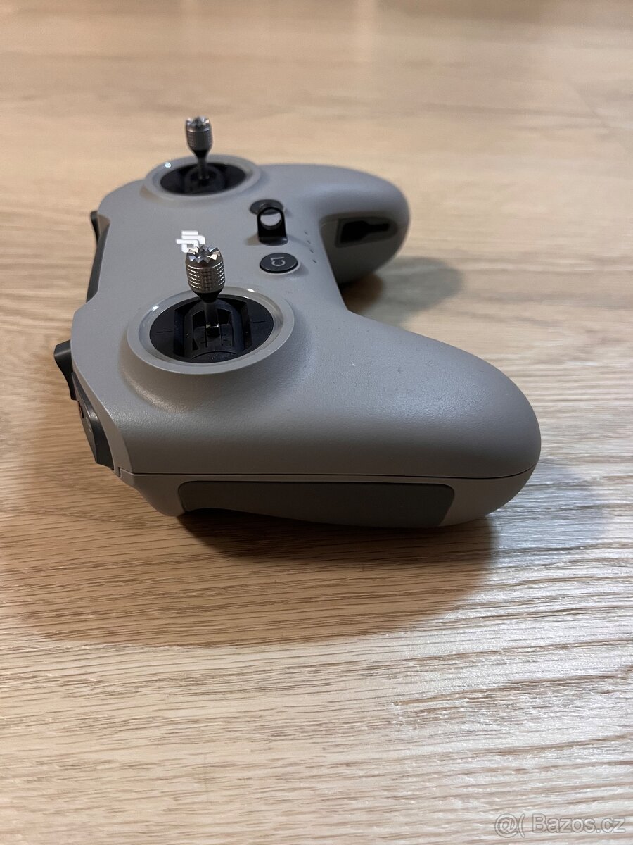 Dji ovladač ( DJI FPV Remote Controller 3) - 5