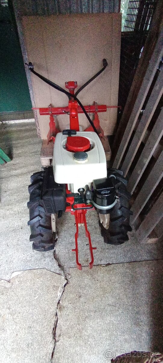 Malotraktor Terra Vari - Jikov MJ-5 - 5