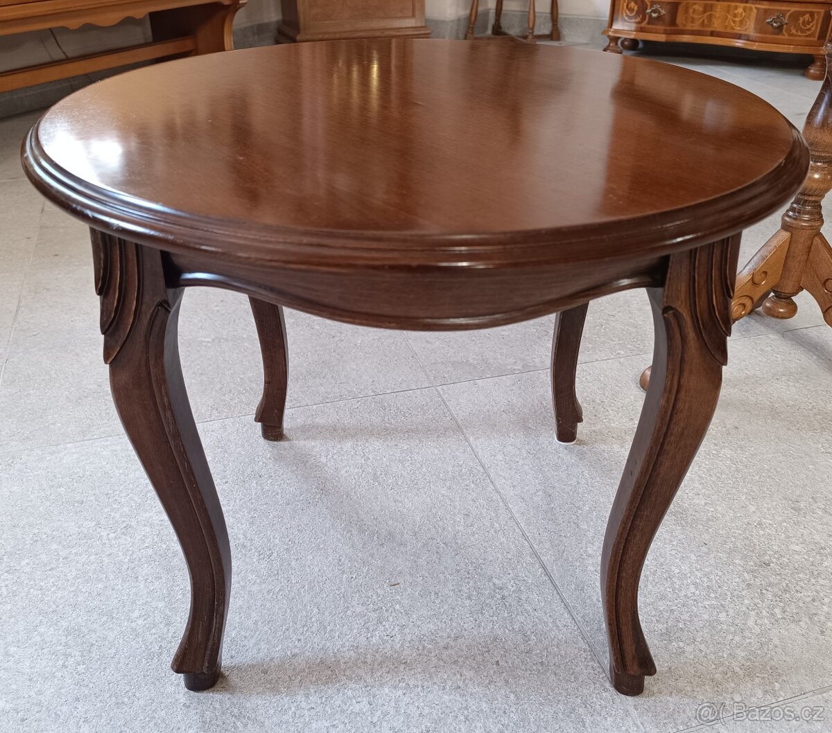 Stolky a stojany na květiny v rustikálním stylu. - 5