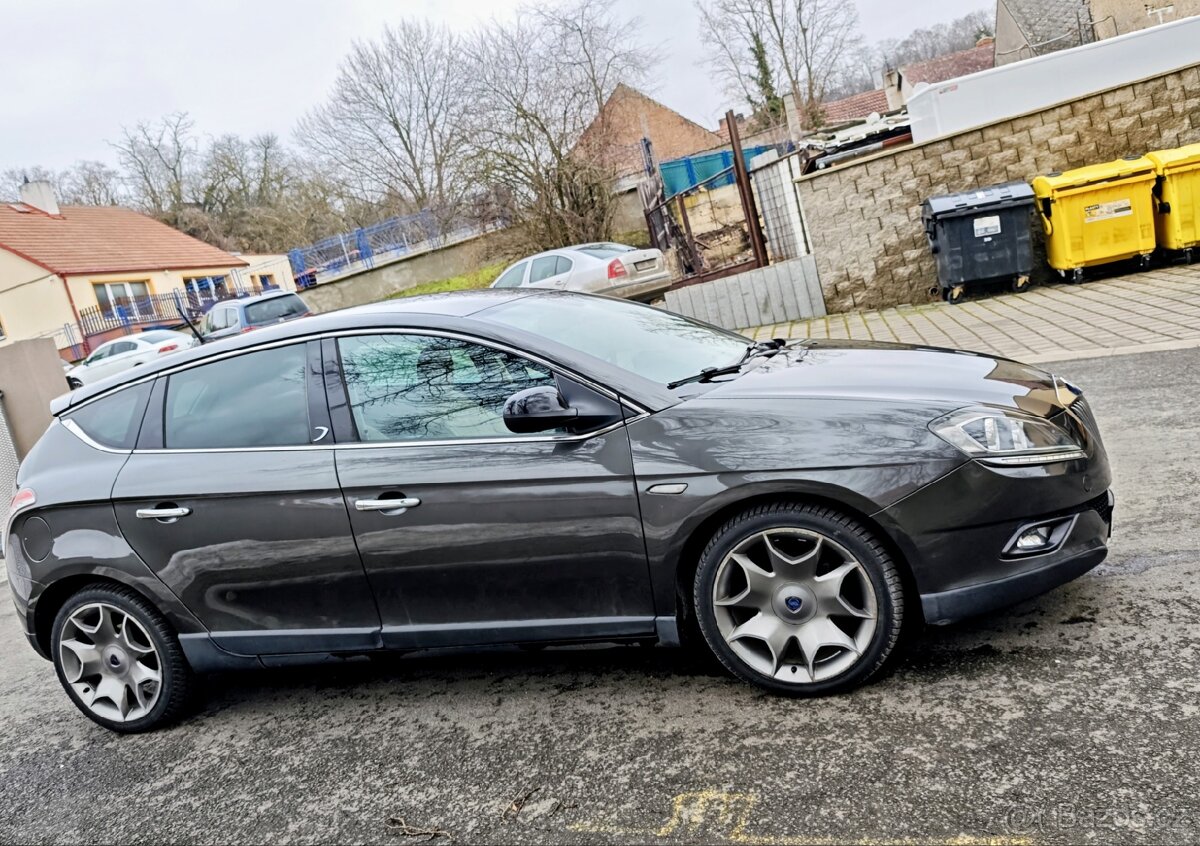 Lancia delta 1.6 Multijet automat Platino - 5