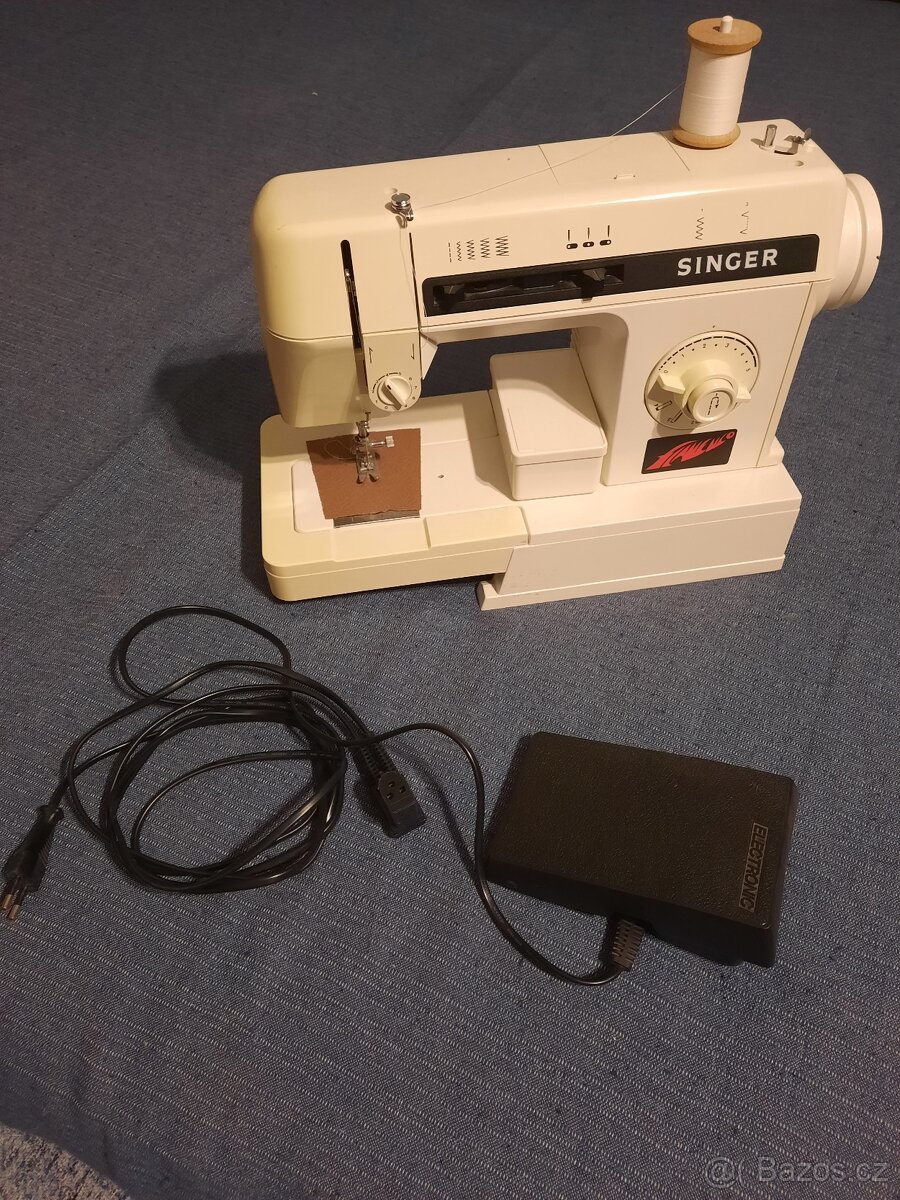 Singer - elektrický šicí stroj - perfektní stav - 5