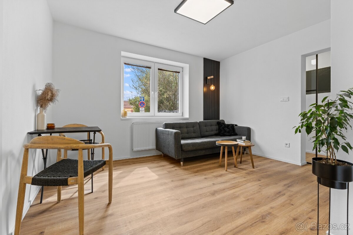 PRODEJ RD UHERSKÉ HRADIŠTĚ-SADY - 5