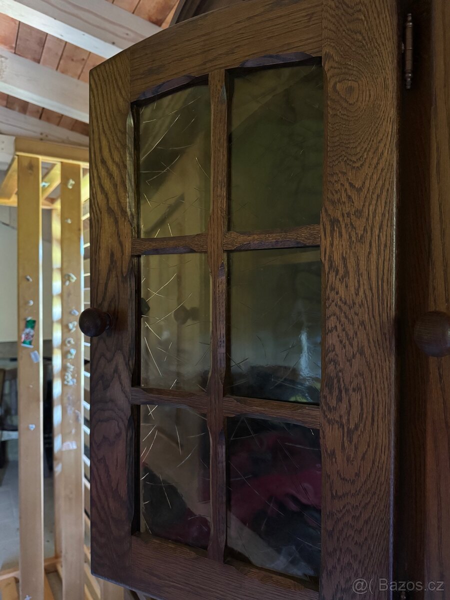 Dubová skříň antik - 5