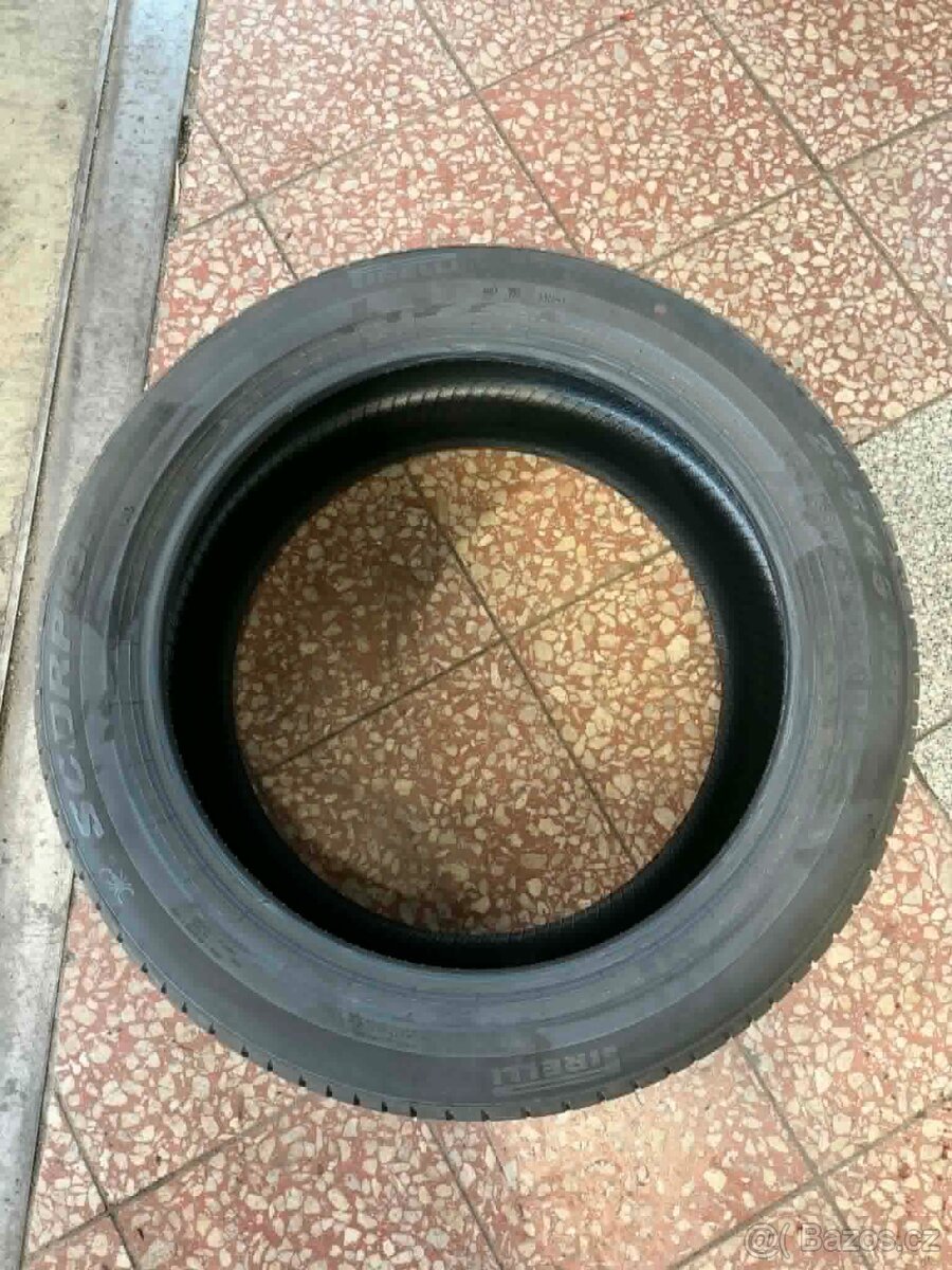 Zánovní pneu - 235/50 R20 100T - 5
