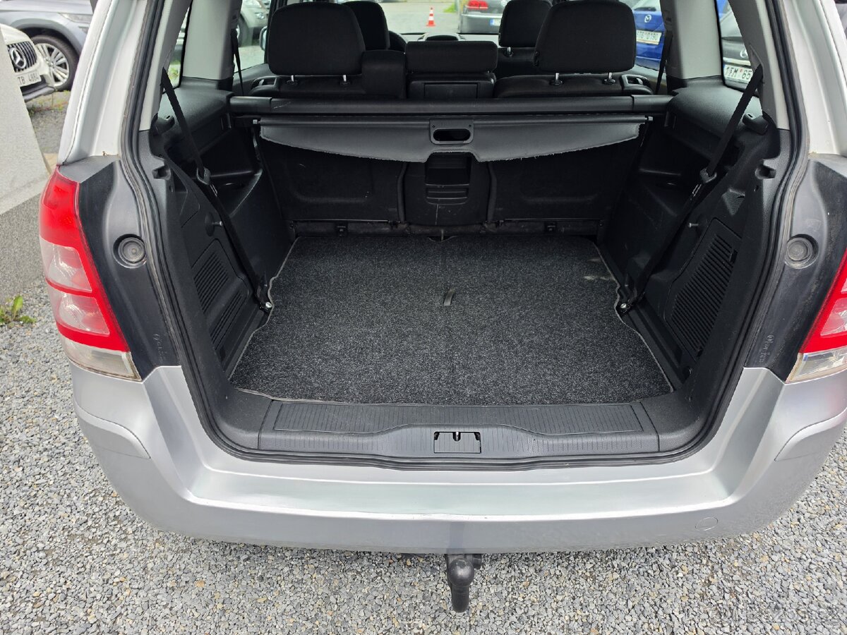 Opel Zafira
1.6 CNG TZ - 5