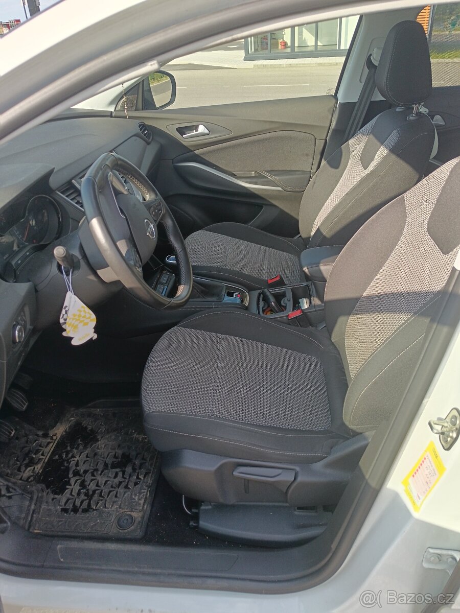 Prodám Opel Grandlan 1.majitel. - 5