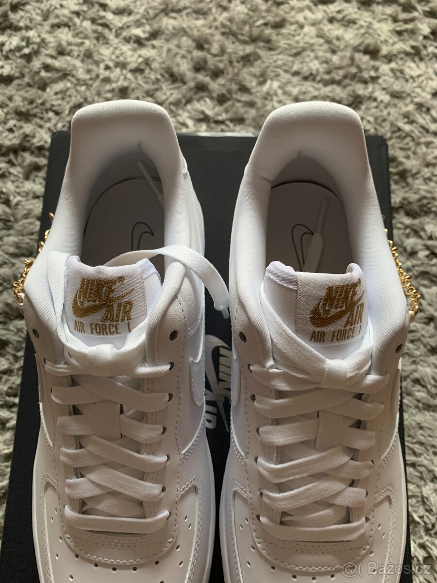 Nike Air Force 1 Low LX White Pendant - 5