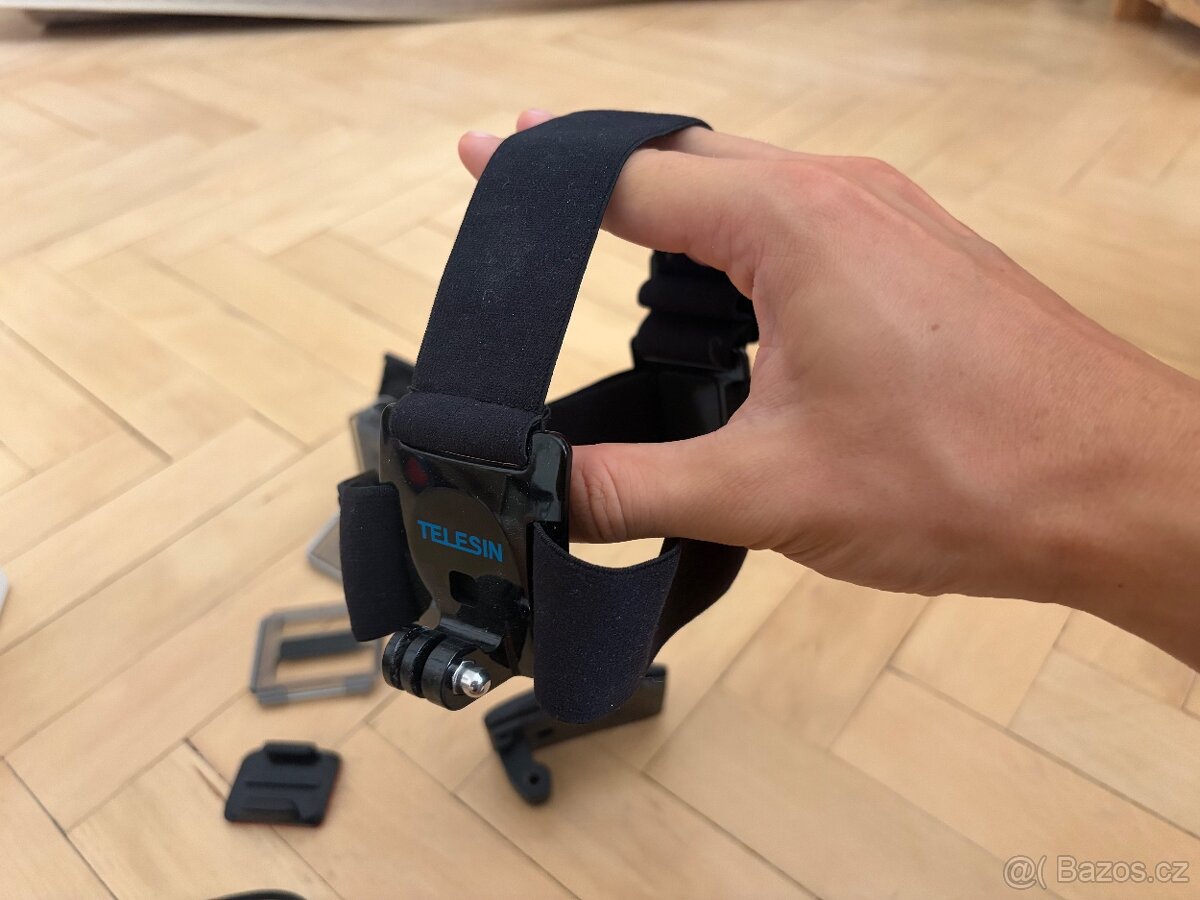 GoPro Hero + příslušenství - 5