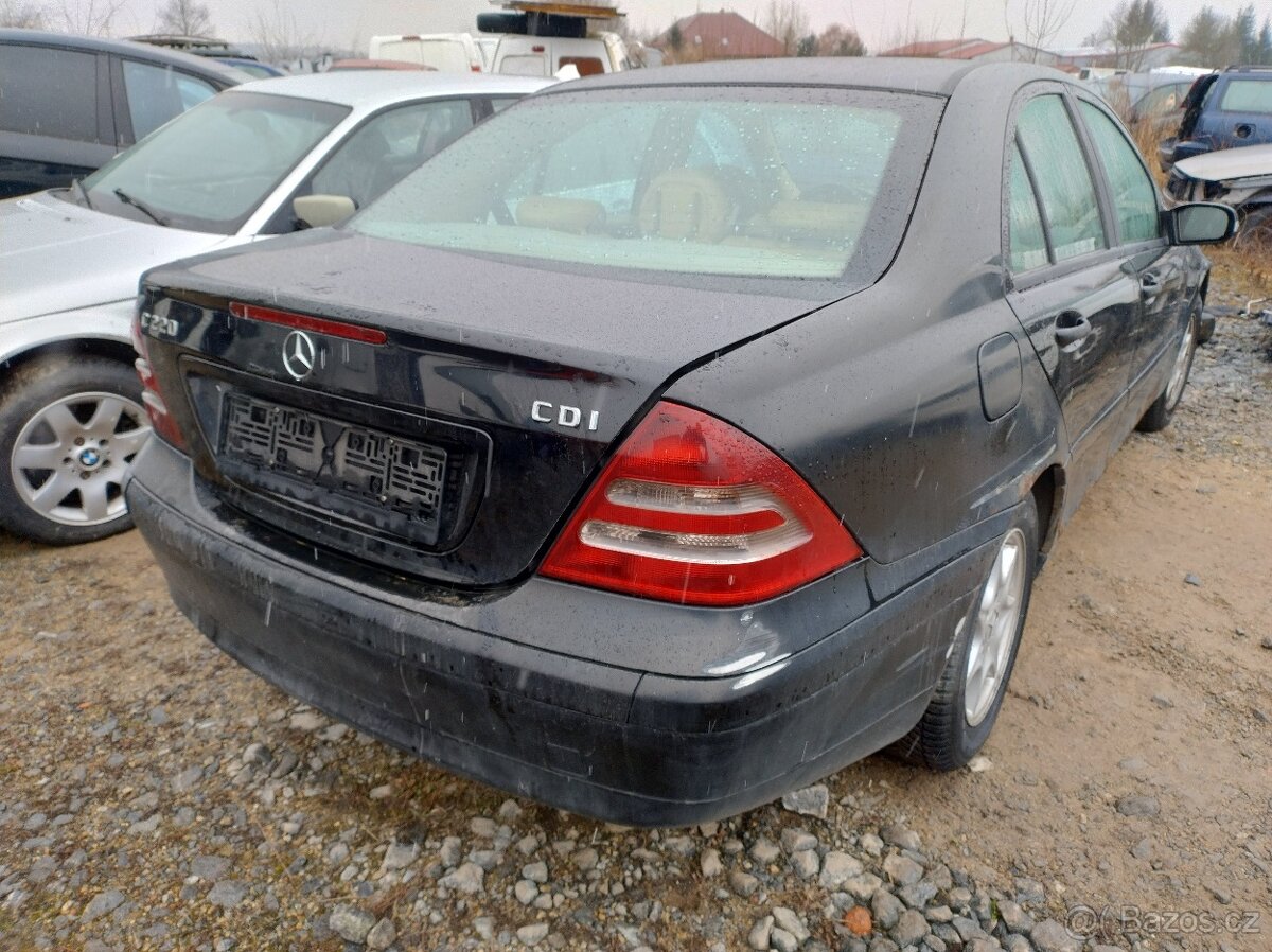 MERCEDES C 220CDI 2002 105kW SEDAN - 5